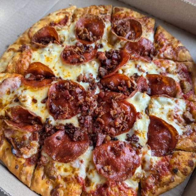 The Meat Pizza | 16".