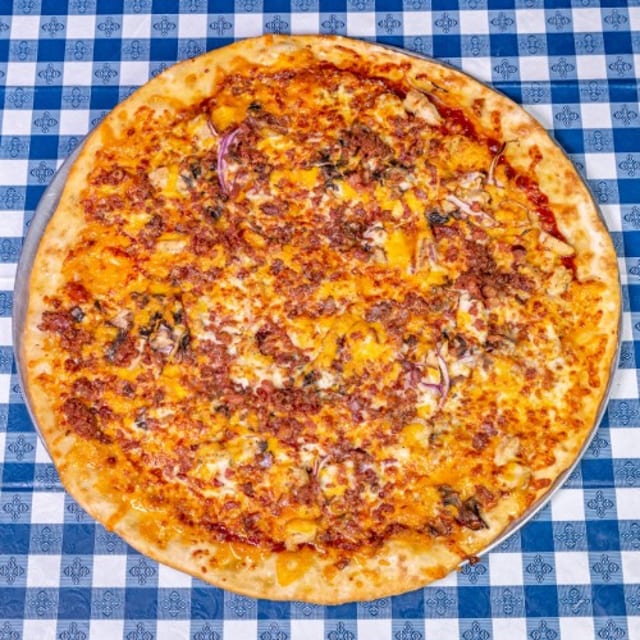 The BBQ Chicken Pizza | 18".